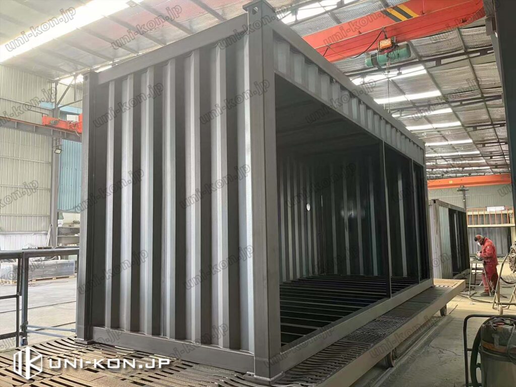 コンテナハウス塗装前、ショットブラス除錆